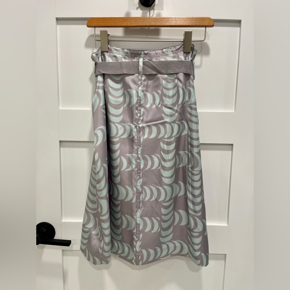 Gorgeous Tory Burch Silk Skirt 6 - Picture 2 of 8